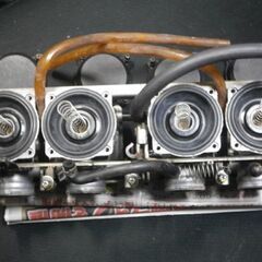 ゼファー400  純正キャブレター C6（現在取引交渉中です。）の画像