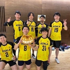 新百合ヶ丘駅前 男子6人バレーボール KOALA 毎週火曜日 女...
