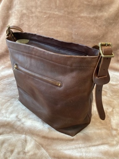 最終値下セール！Slowスロウ　ショルダーバッグ　本革レザー　メンズ　レディース