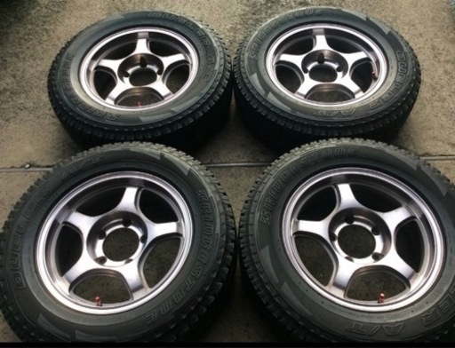 ジムニーカスタムにおすすめ！5.5j±016インチ　215/70/16 多少の値下げは検討します！