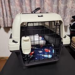 決まりました！　キャリーケース 　1個　犬、猫etc.の画像