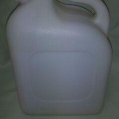 5 l のポリ容器(  2個あります。)の画像