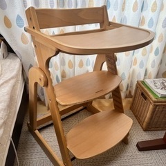 子ども用 椅子 ハイチェア 高さ調整の画像