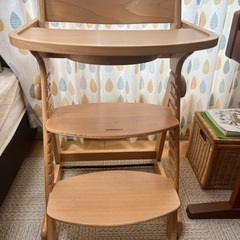 子ども用 椅子 ハイチェア 高さ調整の画像