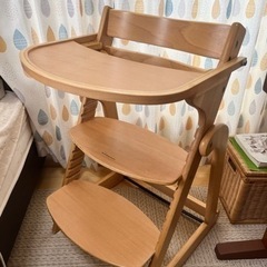 子ども用 椅子 ハイチェア 高さ調整の画像