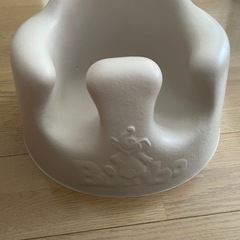 バンボ　Bumbo ベビーソファ　腰ベルト付き