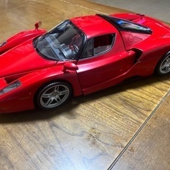 1/10 F140エンツィオフェラーリ　アルミダイキャスト