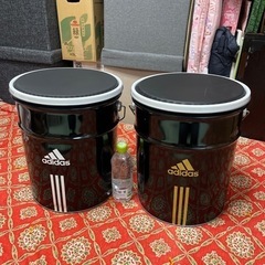 決まりましたadidas缶アディ缶