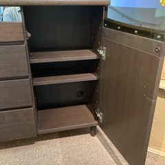 収納家具 キャビネット チェストの画像