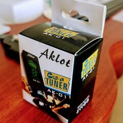新品未使用ウクレレ　セット　チューナー付き（おまけ）の画像
