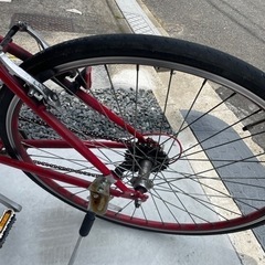 赤色　マウンテンバイクの画像