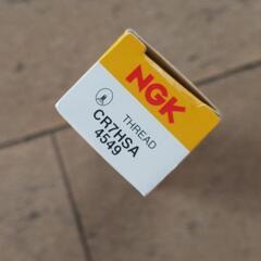点火プラグ 新品 NGK トゥデイ(AF61)用  CR7HSAの画像
