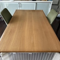 ダイニングテーブル(椅子2脚付き)お譲りしますの画像