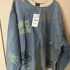 ZARA 未使用　服　の画像