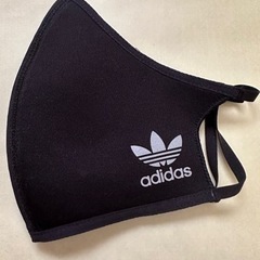 adidas マスク　2枚　未使用の画像