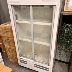 panasonic 縦型ショーケース冷蔵庫　中古　4年使用
