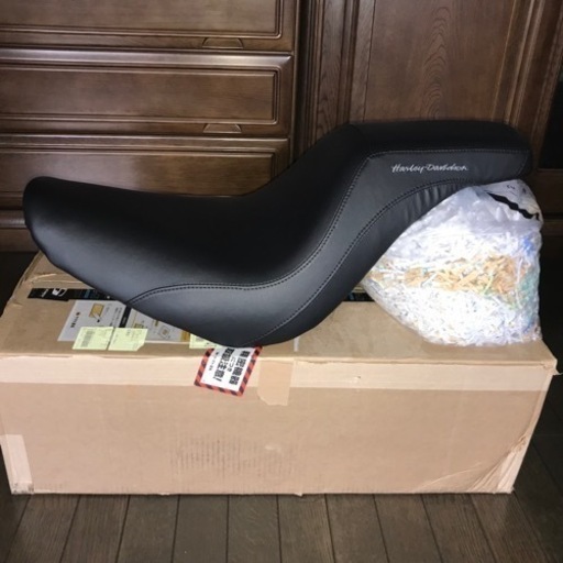 M8 FXLRS FLSB用　純正オプション　バッドランダーシート