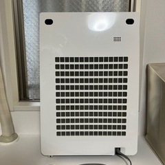シャープの加湿空気清浄機の画像