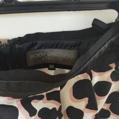 【美品】BODY DRESSING Deluxe スカートの画像