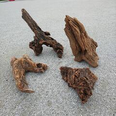 海浜公園前の天然流木¥値下げお取引中