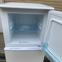 冷蔵庫 2020年製 トレー割れなしの画像