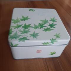 お菓子の缶　小倉山荘　もみじ　空き缶　入れ物