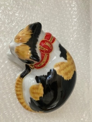 九谷焼　猫置物　三毛猫