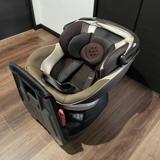 【美品】チャイルドシート コンビ エッグショック NC-470 回転式 新生児 ベビー