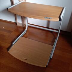 パソコンラックの画像