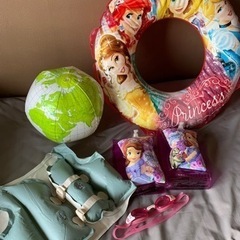 キッズ3歳〜8歳ぐらいのプールグッズ