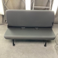 R2年式 ハイエース 純正リアシート