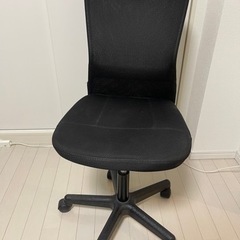 作業に使う椅子の画像