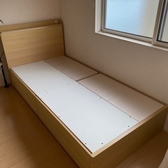 ニトリ シングルベッドの画像