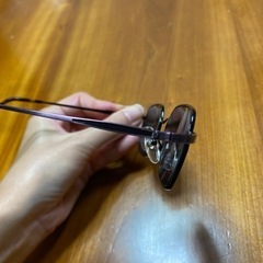 【値下げしました‼️】美品 ボルドー 淡色 サングラス（レディース）の画像