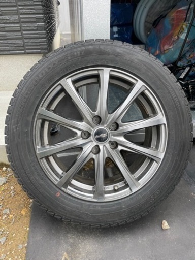 タイヤ　17インチ　ダンロップ　4本セット　スタッドレス