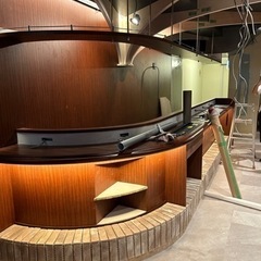 スポーツバーの店長候補料理人募集　
