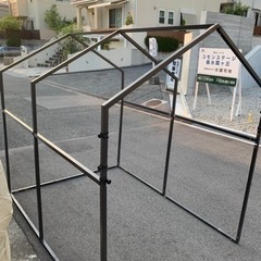 購入者様決定致しました。バイクテント　骨組みのみの画像