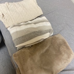 ニトリ座椅子＋カバー3点セットの画像