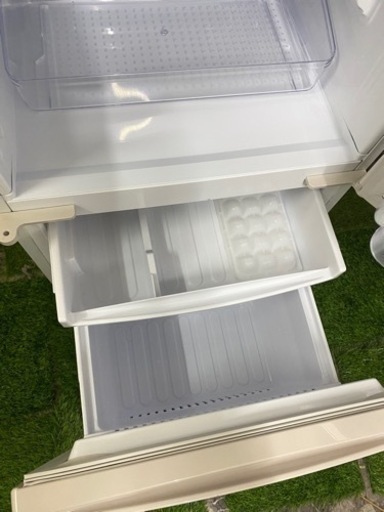 北九州市内配送無料　保証付き　シャープ SHARP SJ-PD14B-C [冷蔵庫 （137L・つけかえどっちもドア） 2ドア ベージ