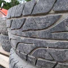 値下げ！スチールホイール4本　15インチ　ハイエース　ランクル　サーフ　ハイラックス等に　鉄チンの画像