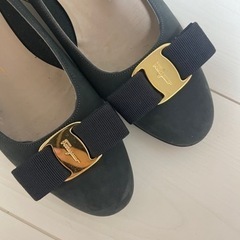 フェラガモ  パンプスの画像