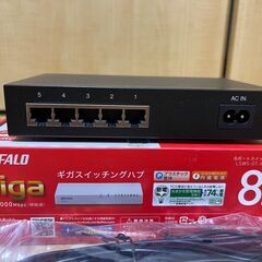 【元箱・取説有】Wi-Fiルーター Apple AirMac Express 802.11n＋BUFFALO ギガスイッチングハブ 8ポートの画像