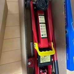 油圧ジャッキ　最大2トン荷重、トルクレンチの画像