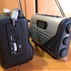 【決まりました】ラジカセ&手回しラジオ2個セットの画像