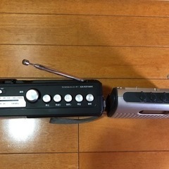 【決まりました】ラジカセ&手回しラジオ2個セットの画像