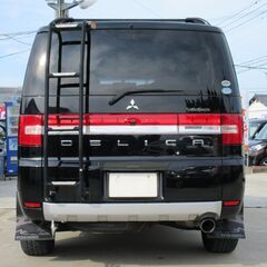 三菱　デリカＤ：５　Ｇ　プレミアム【自社ローン対応可】★1年保証★ロードサービス付　４ＷＤ　純正ナビ　ＦＳＢカメラ　後席モニター　ロックフォードサウンドシステム　両側Ｐスライド　パワーバック　運転席パワーシート　ＪＡＯＳシートカバー　ＥＴＣ　ブルバー　リアラダー　１６ＡＷの画像