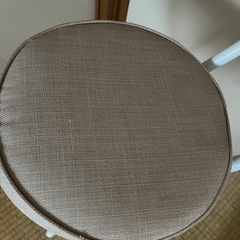 美品 折りたたみチェア 折りたたみ椅子 ベージュの画像