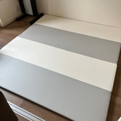 プレイマット　ベビー　折りたたみ