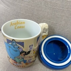 希少品　新品未使用　ディズニーシー購入　アラジンマグカップ　フタ付き　の画像