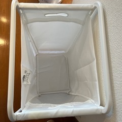 IKEA ALGOT アルゴートランドリーバスケットの画像